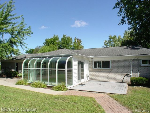 47605 Powell Road, Plymouth, MI 48170
