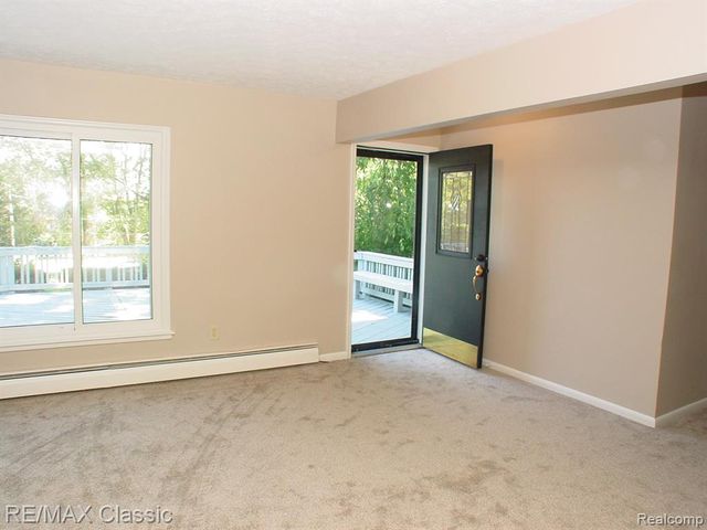 47605 Powell Road, Plymouth, MI 48170