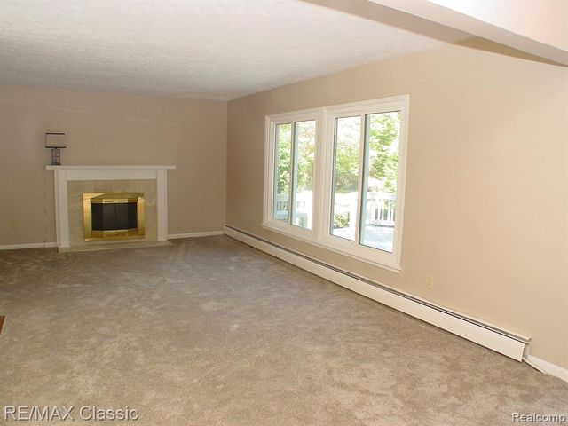 47605 Powell Road, Plymouth, MI 48170