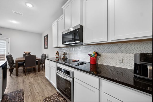 1129 Rusk Way, Lewisville, TX 75077