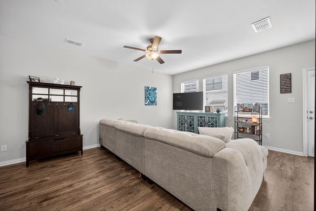 1129 Rusk Way, Lewisville, TX 75077