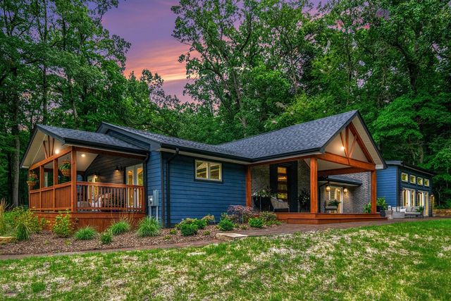 9325 Matthews Road, Union Pier, MI 49129