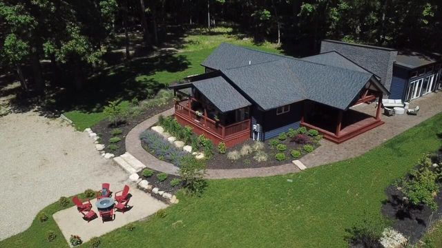 9325 Matthews Road, Union Pier, MI 49129