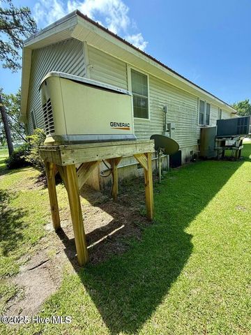 195 Firetower Road, Beaufort, NC 28516