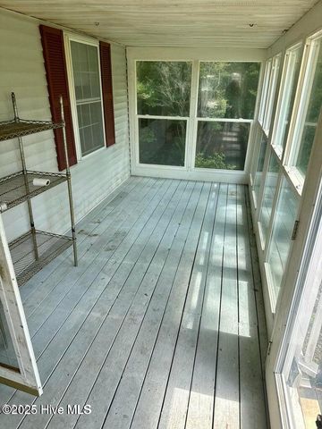 195 Firetower Road, Beaufort, NC 28516