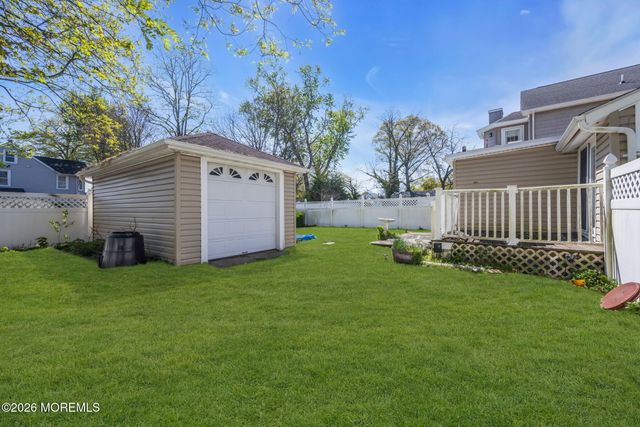 17 Howland Place, Long Branch, NJ 07740