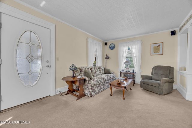 17 Howland Place, Long Branch, NJ 07740