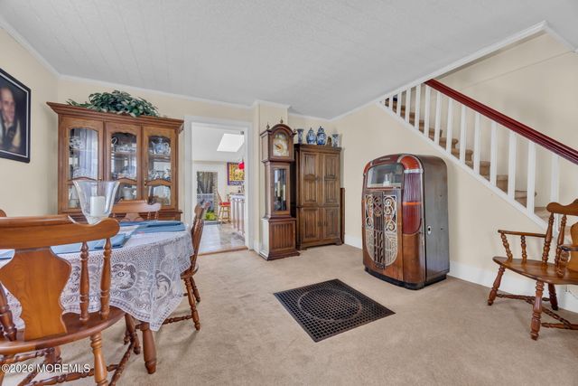 17 Howland Place, Long Branch, NJ 07740