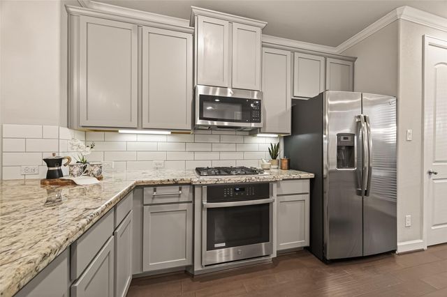 1520 Grayson Oaks Place, Houston, TX 77043