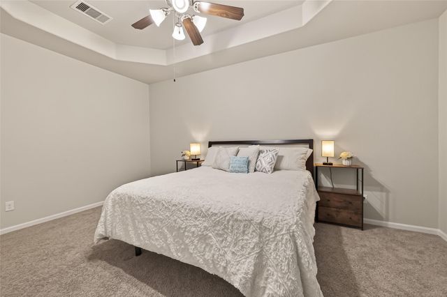 1520 Grayson Oaks Place, Houston, TX 77043