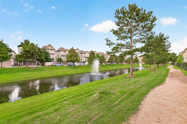 1520 Grayson Oaks Place, Houston, TX 77043