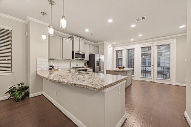 1520 Grayson Oaks Place, Houston, TX 77043