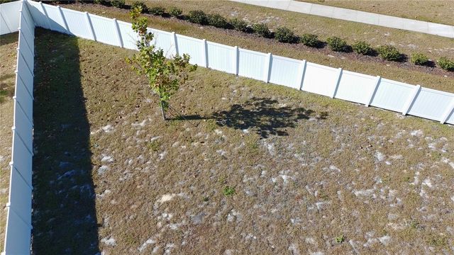 1991 HEMINGWAY CIRCLE, Groveland, FL 34736