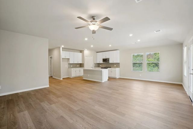 936 Linden Court, Lavon, TX 75166