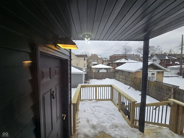 1711 Central Avenue, Whiting, IN 46394