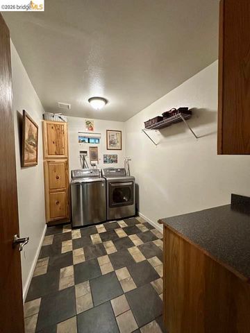 24147 N Oxbow, Sonora, CA 95370