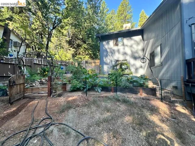 24147 N Oxbow, Sonora, CA 95370