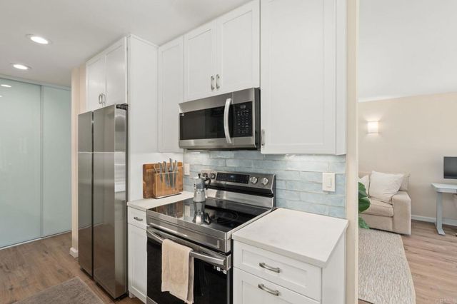 1855 Diamond Street 205, San Diego, CA 92109