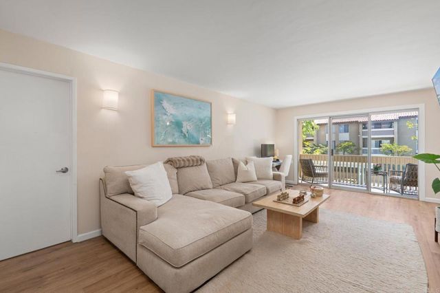 1855 Diamond Street 205, San Diego, CA 92109