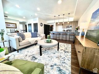 6495 SERVICEBERRY DR #B208, Park City, UT 84098