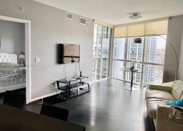 18201 Collins Ave 2003, Sunny Isles Beach, FL 33160