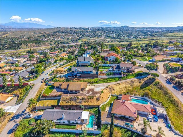 14250 Martin, Riverside, CA 92503