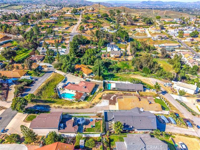 14250 Martin, Riverside, CA 92503