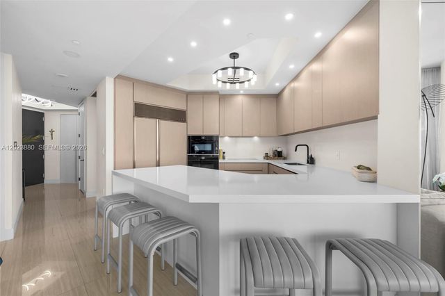 100 S Pointe Drive 509, Miami Beach, FL 33139
