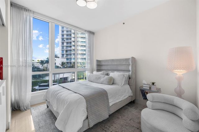 100 S Pointe Drive 509, Miami Beach, FL 33139