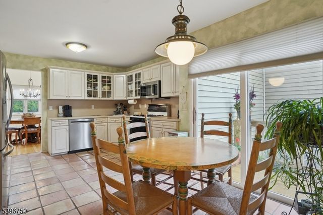 11 Fowler Dr, West Orange Twp., NJ 07052