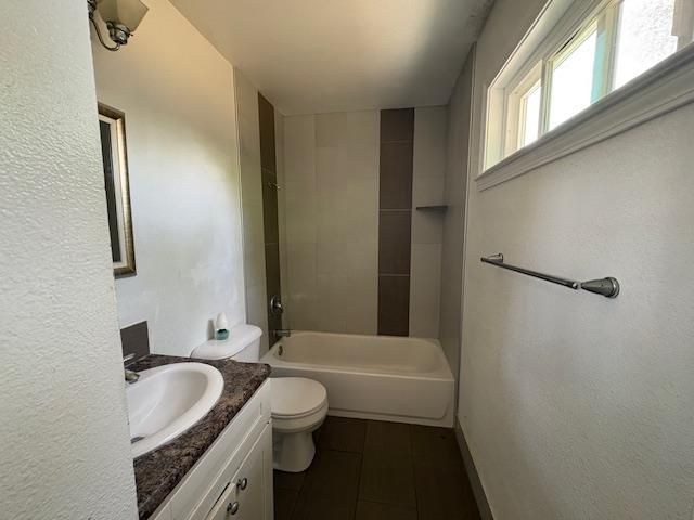 6815 Duckling Way, Sacramento, CA 95842