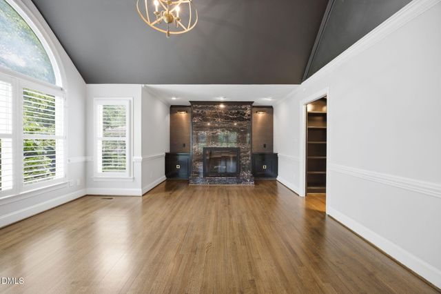 2204 Oxford Hills Drive, Raleigh, NC 27608