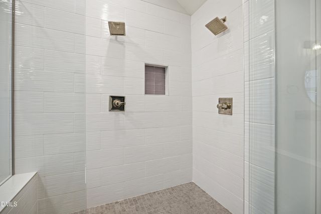 2204 Oxford Hills Drive, Raleigh, NC 27608
