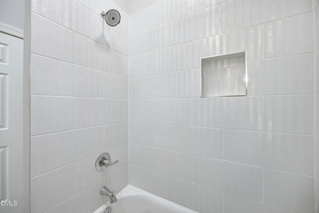 2204 Oxford Hills Drive, Raleigh, NC 27608