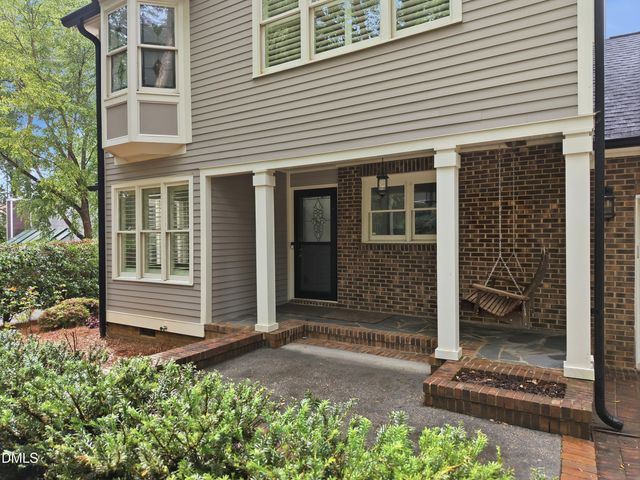 2204 Oxford Hills Drive, Raleigh, NC 27608