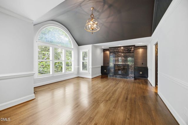 2204 Oxford Hills Drive, Raleigh, NC 27608