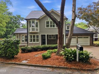 2204 Oxford Hills Drive, Raleigh, NC 27608