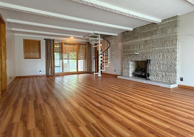 707 N Line Street, Loogootee, IN 47553