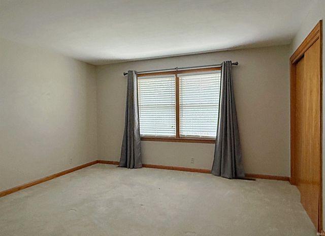 707 N Line Street, Loogootee, IN 47553