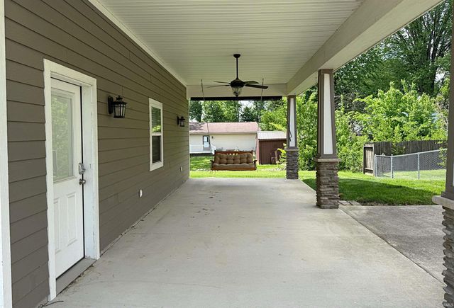 707 N Line Street, Loogootee, IN 47553