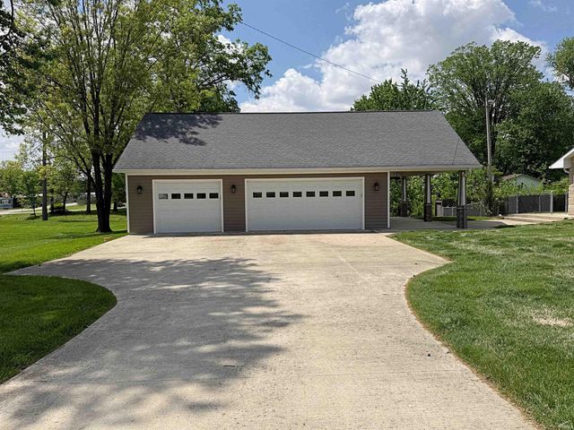 707 N Line Street, Loogootee, IN 47553