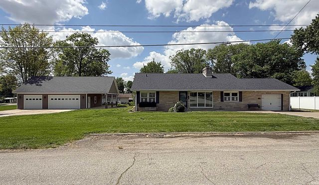 707 N Line Street, Loogootee, IN 47553