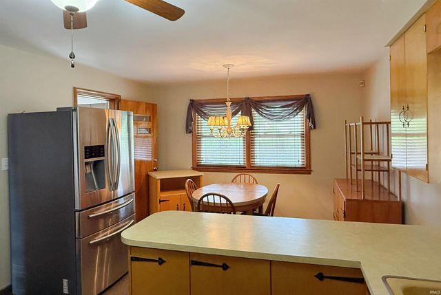 707 N Line Street, Loogootee, IN 47553