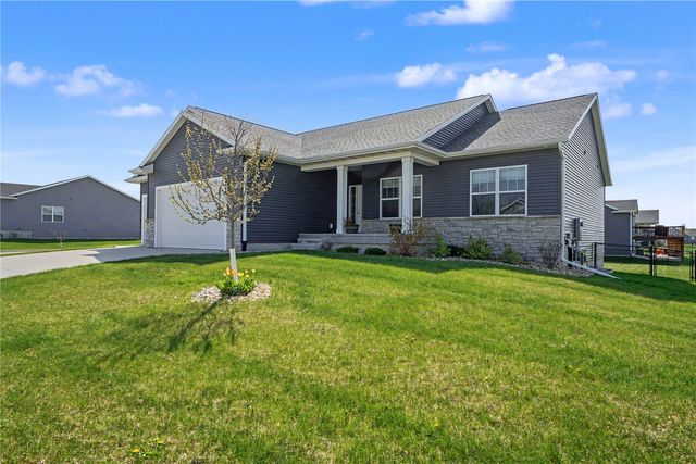 5754 Ridge Stone Ln, Marion, IA 52302