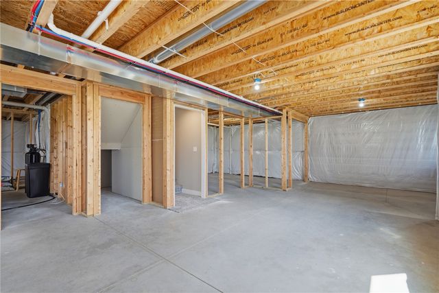 5754 Ridge Stone Ln, Marion, IA 52302