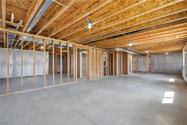5754 Ridge Stone Ln, Marion, IA 52302