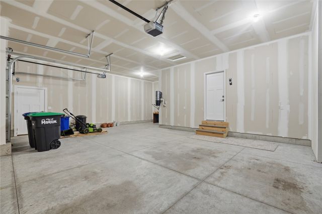 5754 Ridge Stone Ln, Marion, IA 52302