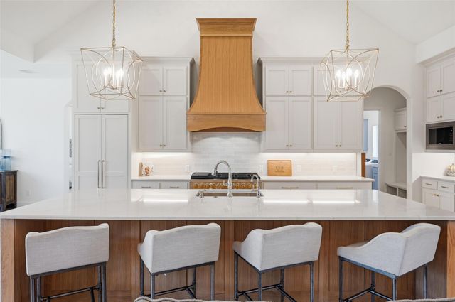 1033 Annabelles Avenue, Weatherford, TX 76087