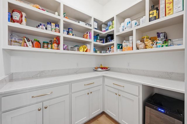 1033 Annabelles Avenue, Weatherford, TX 76087