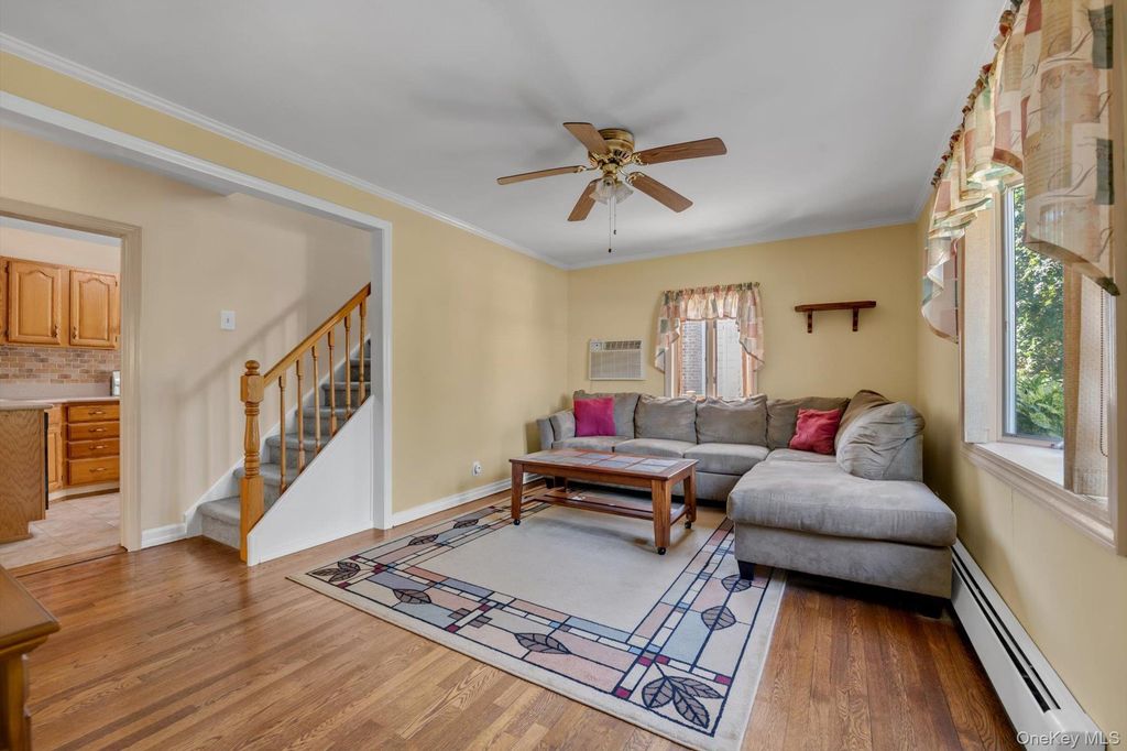 54 Sullivan Road, Farmingdale, NY 11735 — photo 2